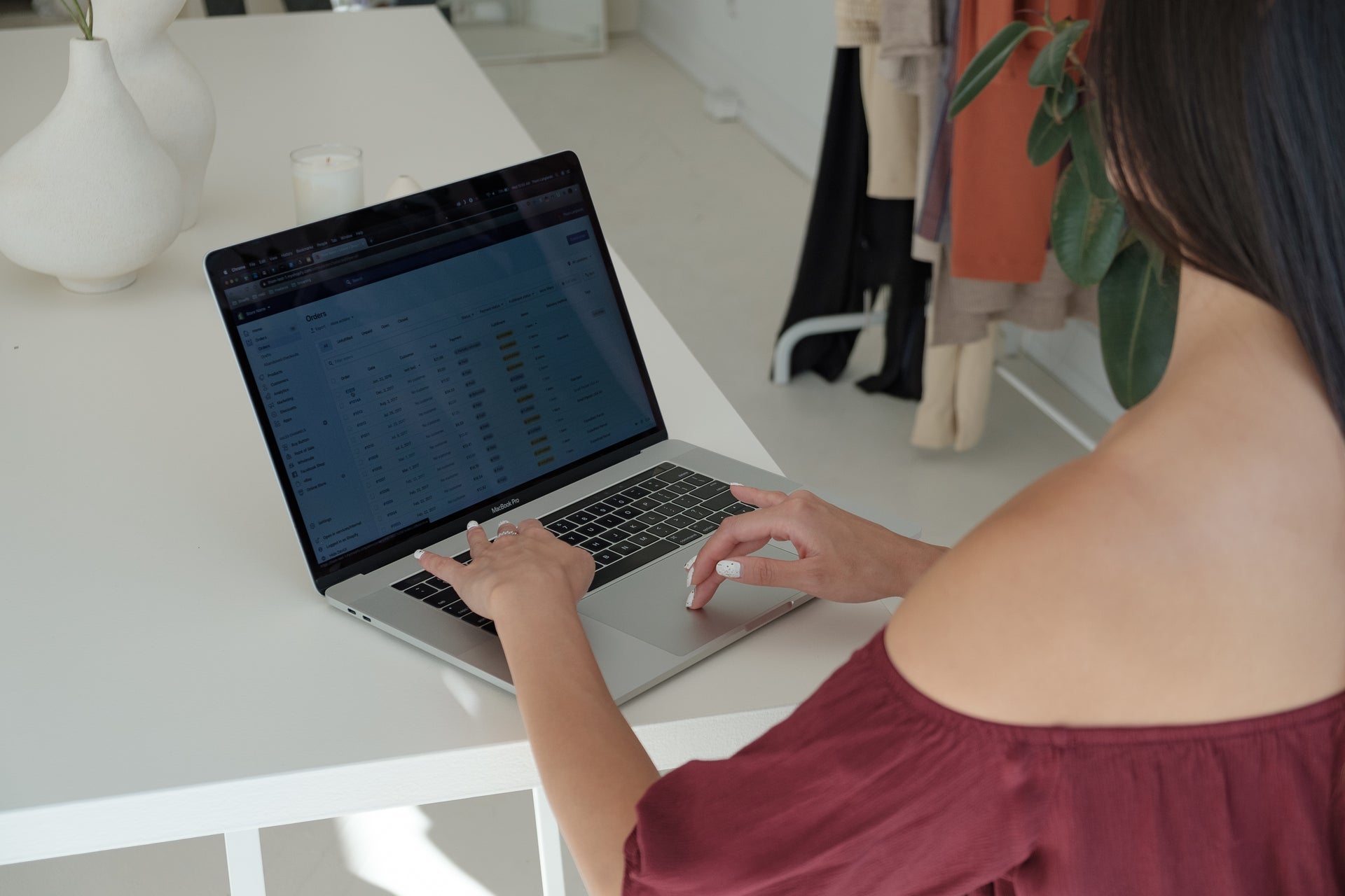 Illustration d'une consultation des commandes shopify