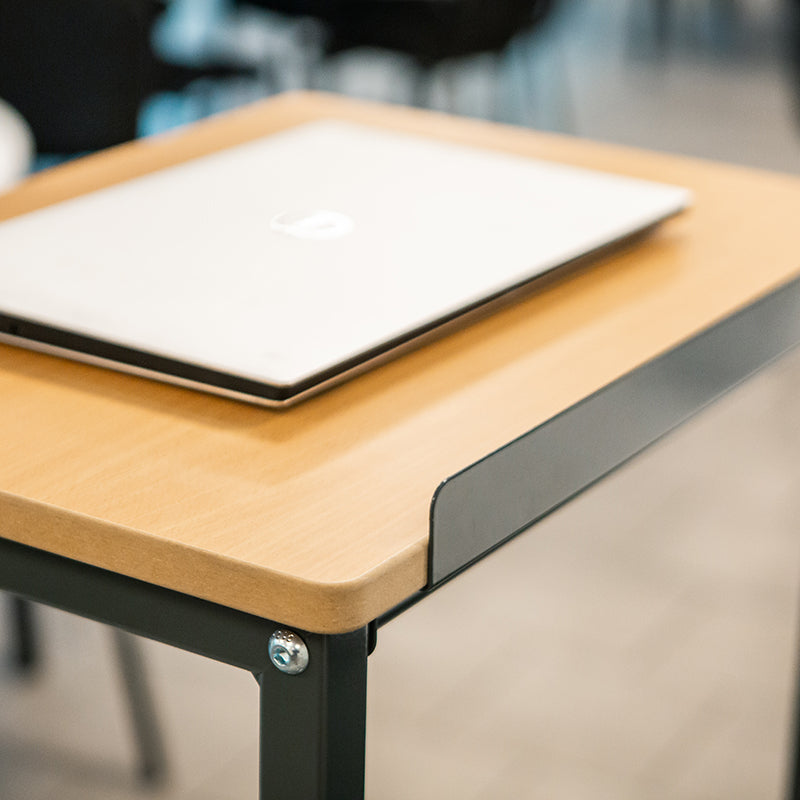 Table de travail réglable et mobile